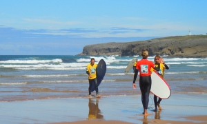 Surfen lernen in Spanien