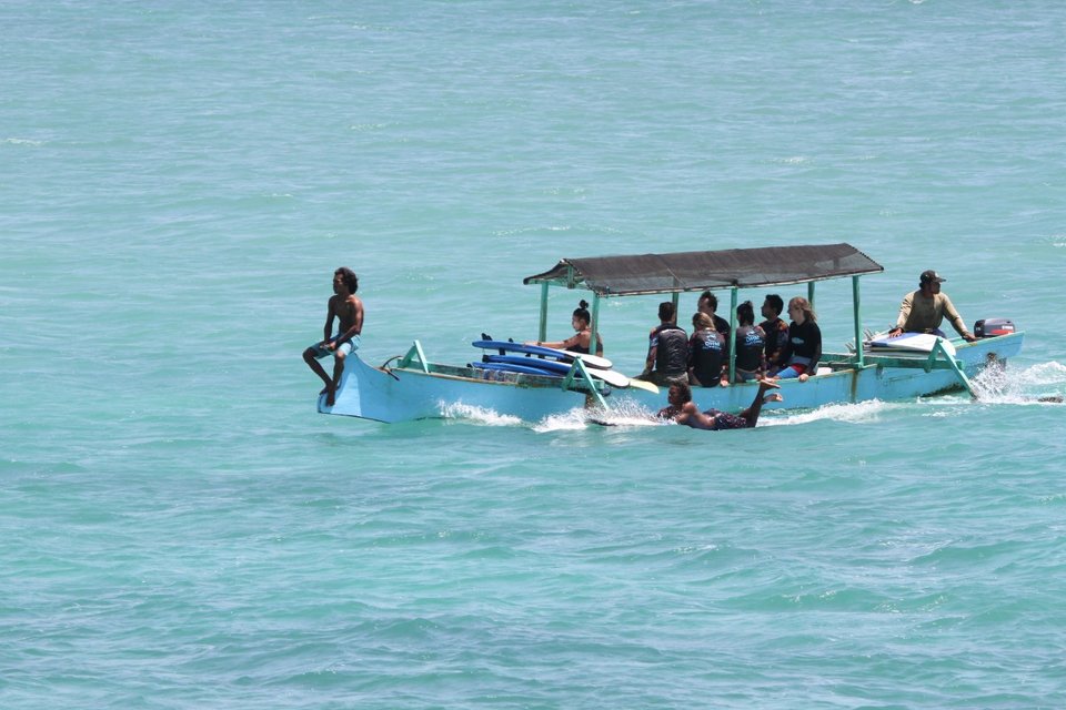 DHM Surfcamp Indonesien Lombok Kuta Reef break Boat Shuttle
