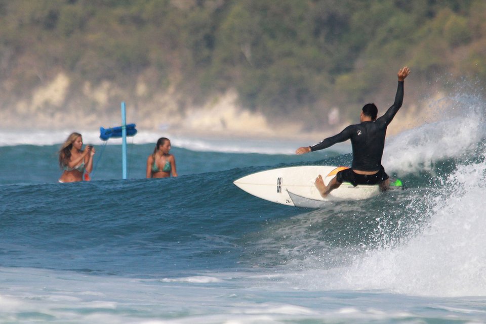 Symbiosis Surfcamp Lombok Kuta Indo Surfguiding