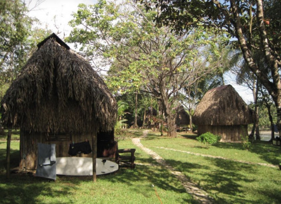 Rancho Estero Surfcamp Panama Santa Catalina unterkunft in stylischen Cabanas