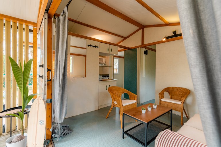 Surfcamp Moliets über 24 Jahre surfen lernen mobile home