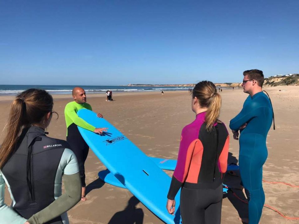 Take Hostel Conil Surfcamp Andalusien Spanien surfen lernen