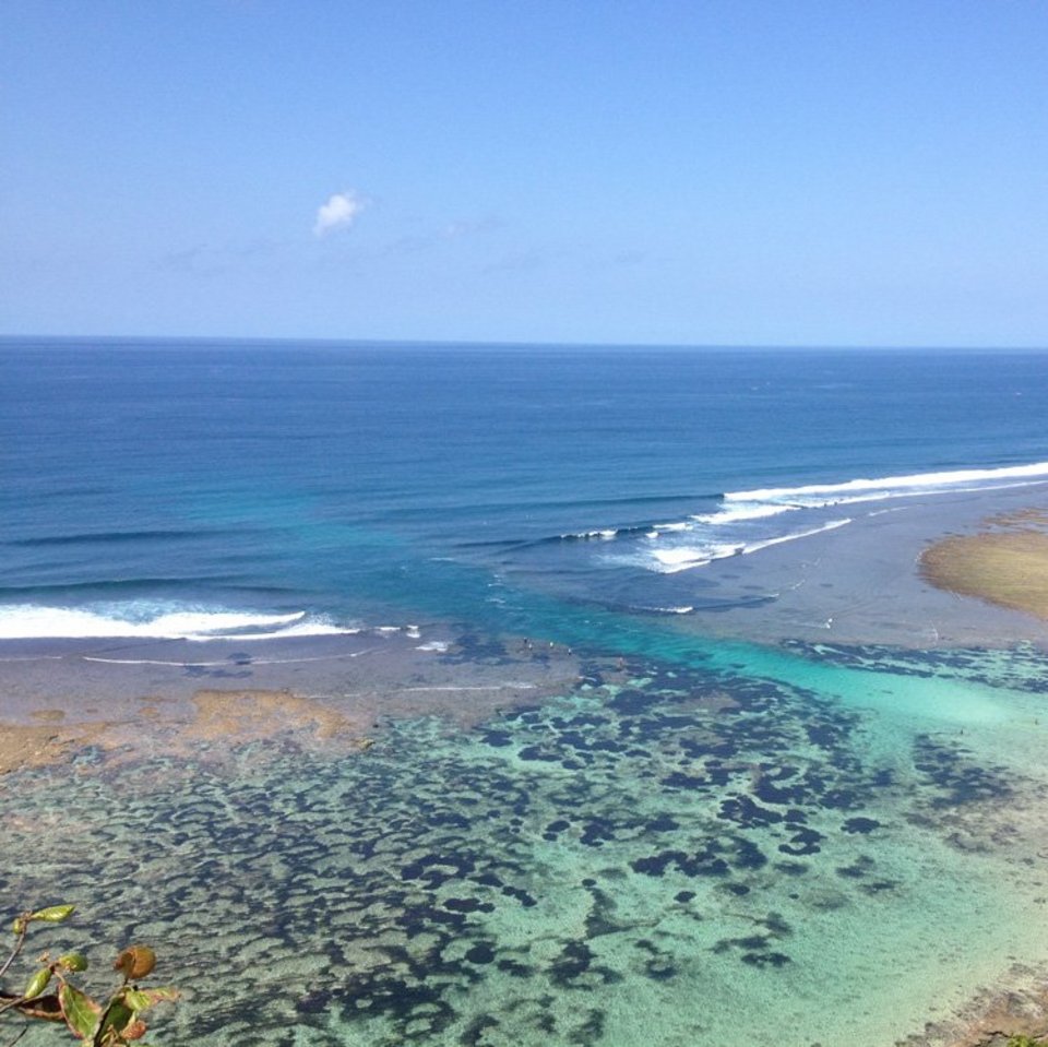 Rapture Surfcamp Bali Green Bowl Bukit direkt am Surfspot