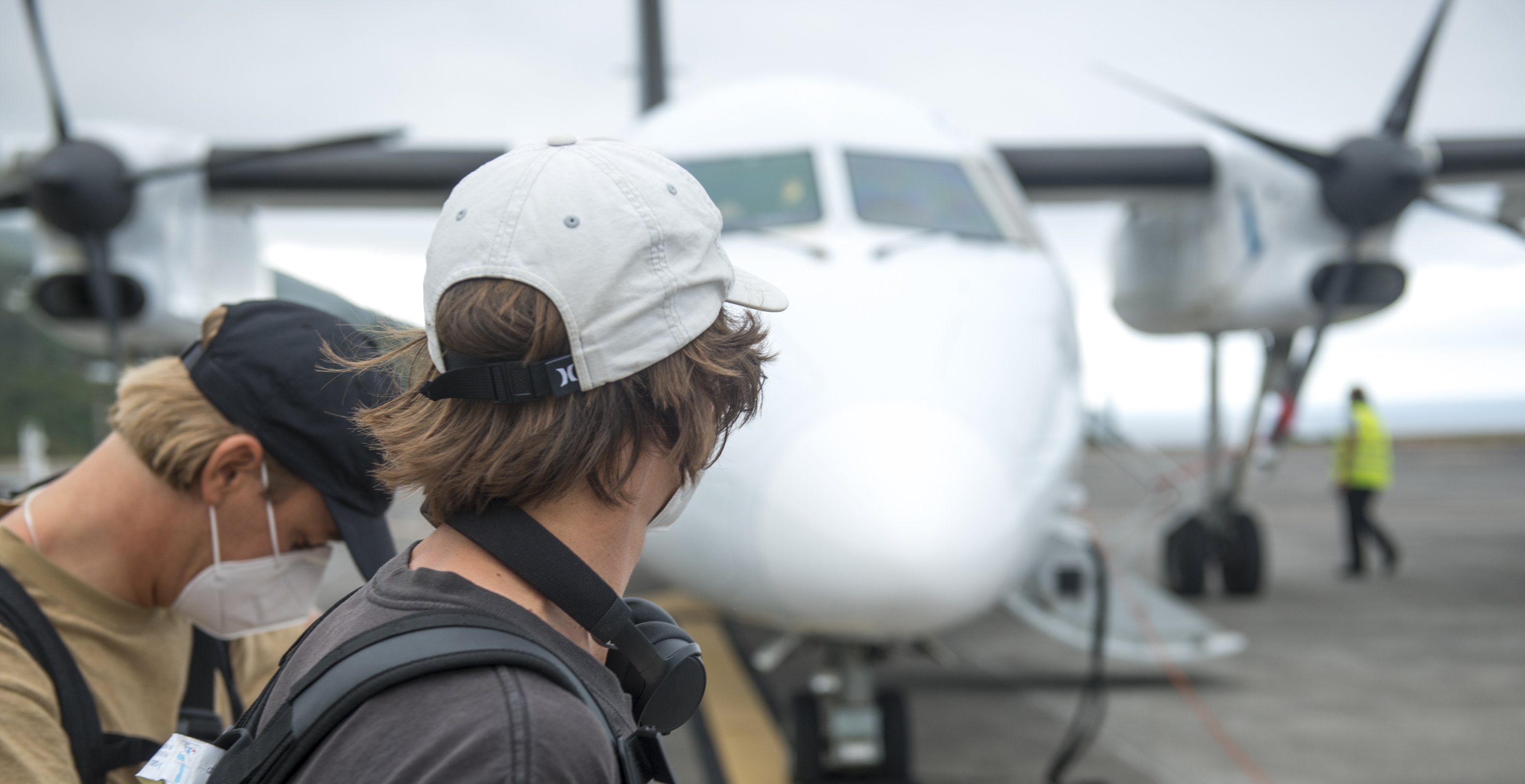 Fliegen mit Maske Fliegen mit Maske