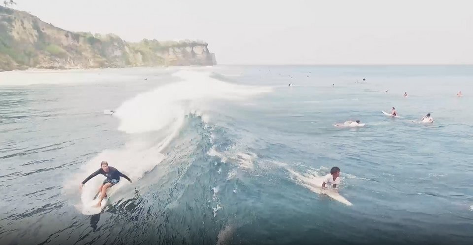 Solid Surflehrer Ausbildung Bali Canggu Indonesien Spot Check