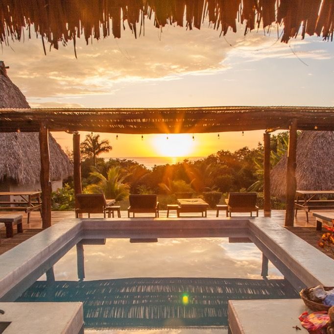 Coco Loco Eco Surfcamp Punta Aposentillo Nicaragua sonnenuntergang Meerblick