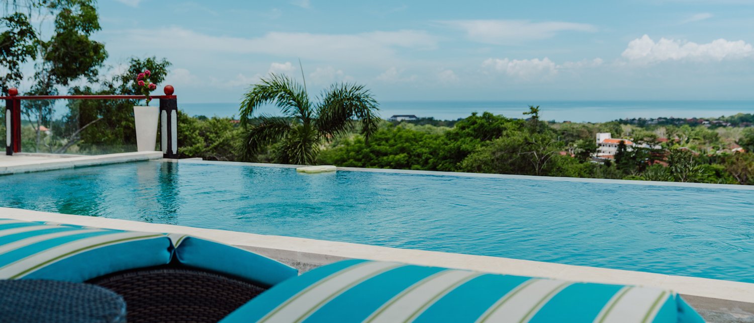 Kamafari Surfcamp Bali Padang mit Meerblick