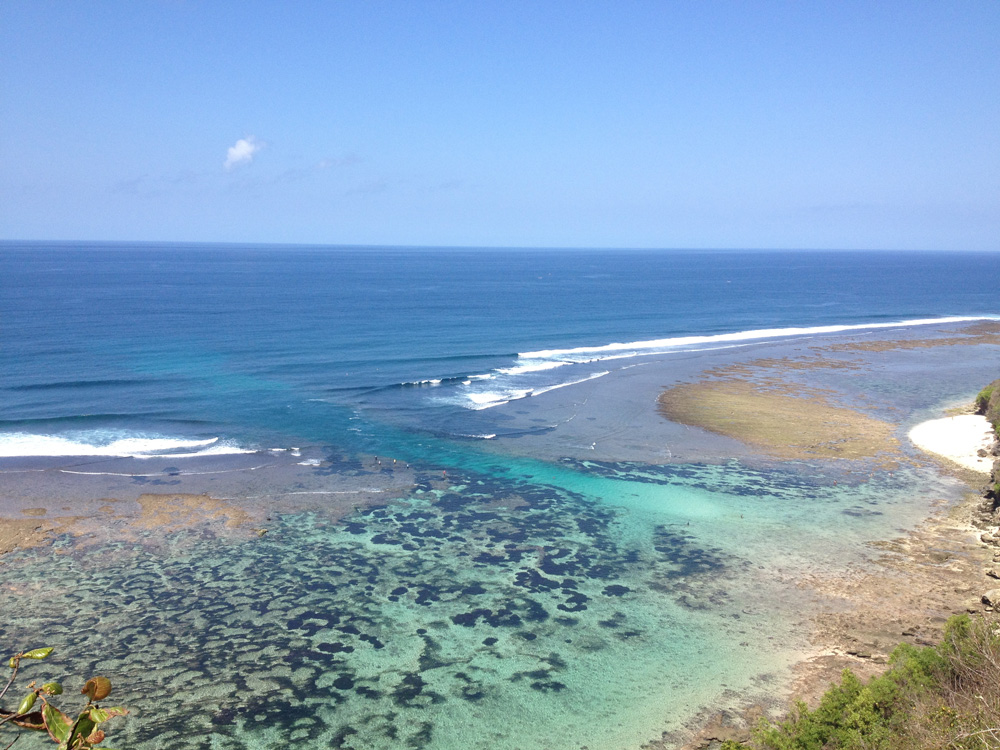 Rapture Surfcamp Bali Green Bowl Bukit direkt am Surfspot