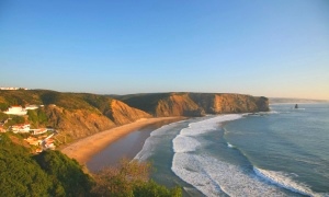 Mission to Surf Surfcamp, Arrifana, Portugal Mission to Surf Surfcamp, Arrifana, Portugal