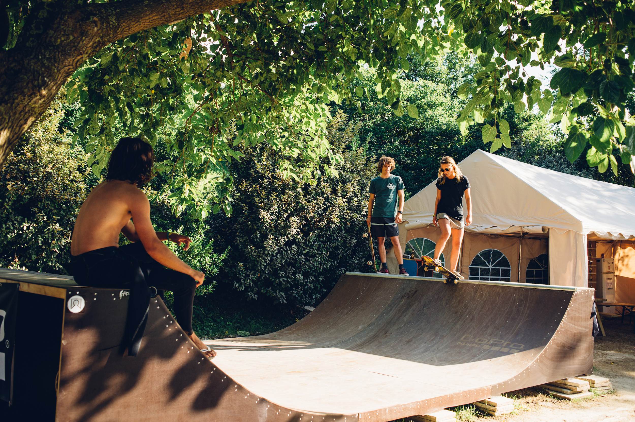Surfcamp Zarautz Spanien surfen lernen skaten miniramp
