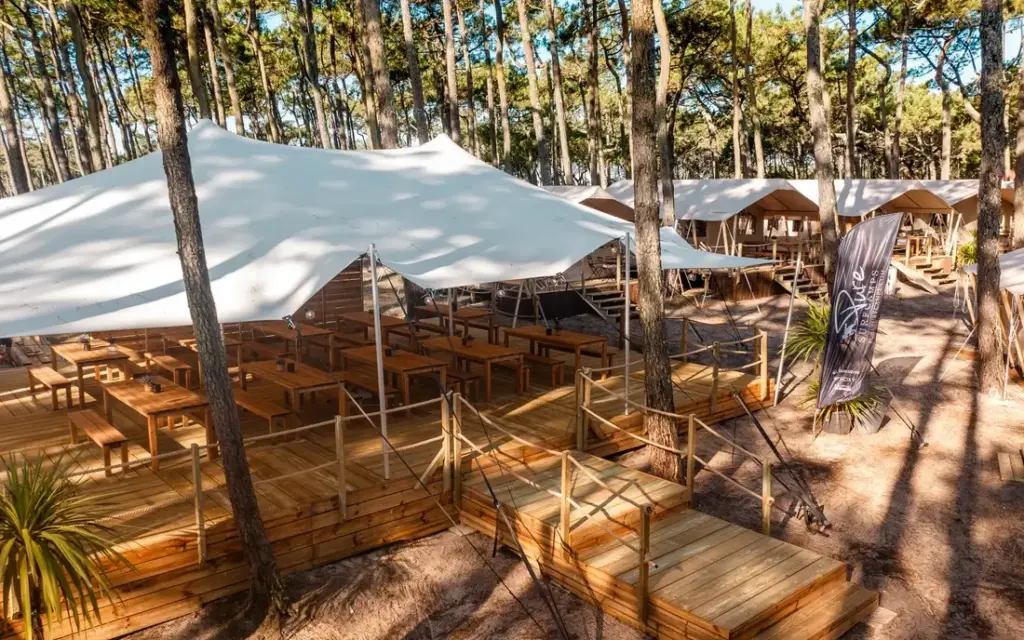 Familien Surfcamp St. Girons im Pinienwald