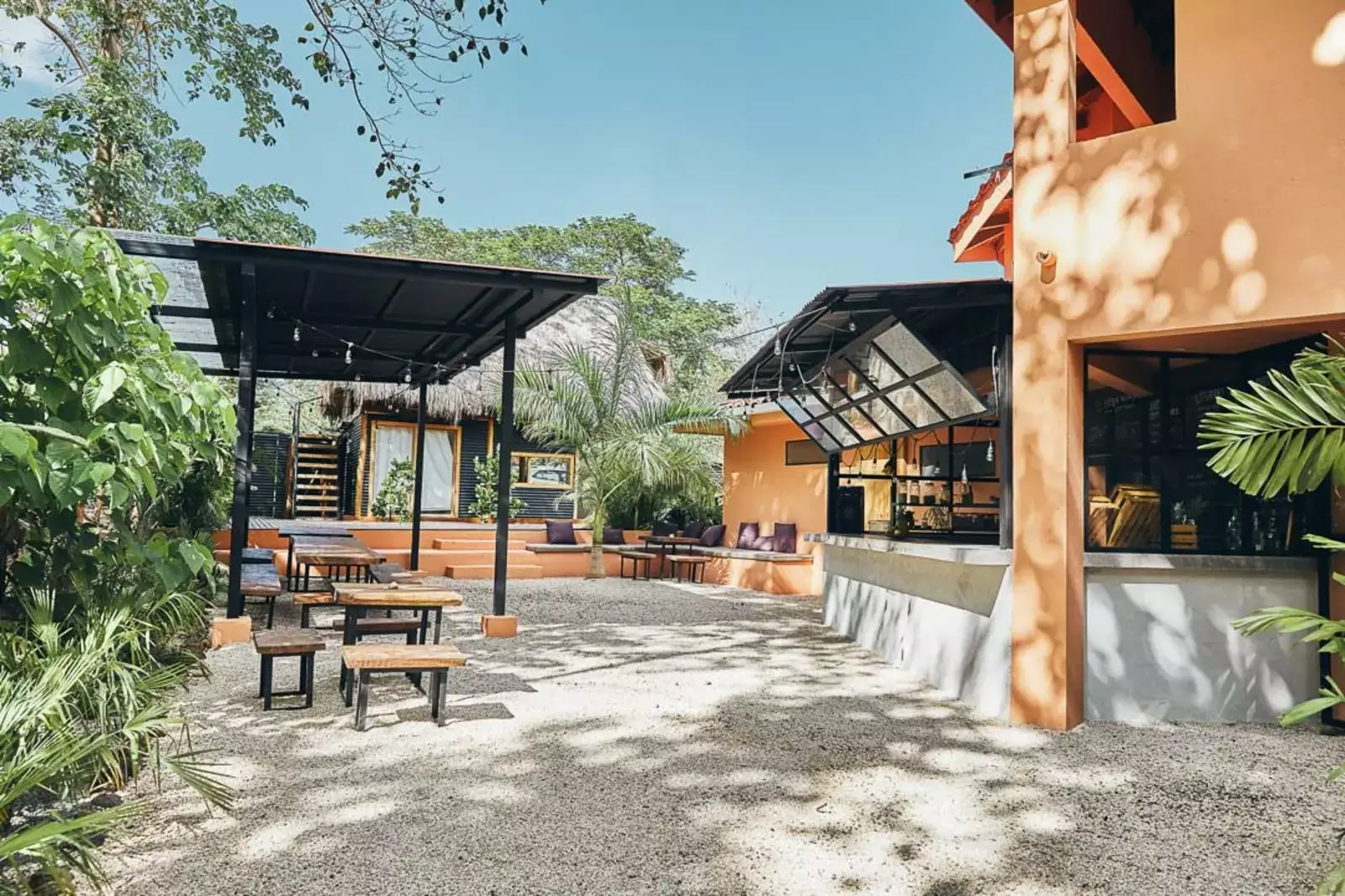 Surfcamp Playa Avellanas Costa Rica