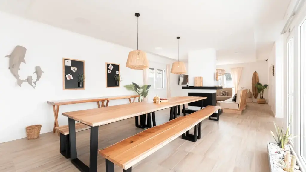 Surfcamp Azoren Esszimmer