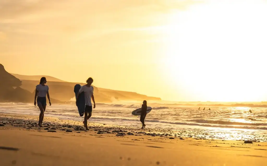 Surfen lernen im Puresurfcamps Surfcamp Fuerteventura