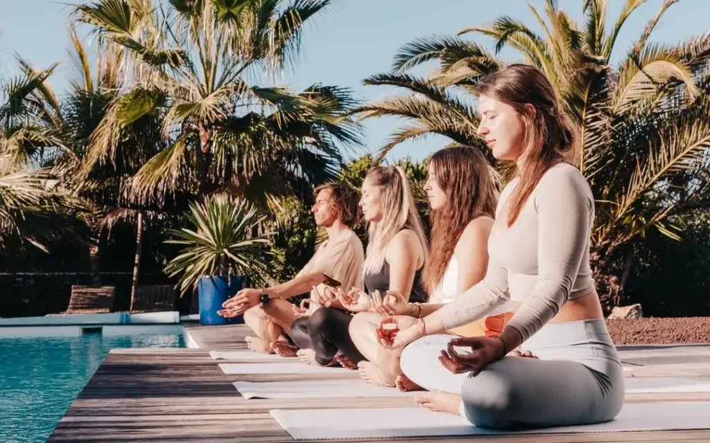 Yoga im Puresurfcamps Surfcamp Fuerteventura