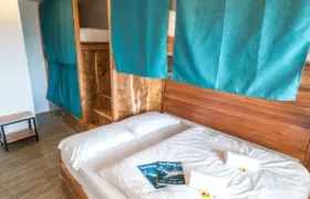 4er Mehrbettzimmer im Beachfront Surfcamp Caparica