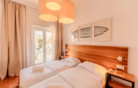 Das Doppelzimmer im Surfhouse Caparica