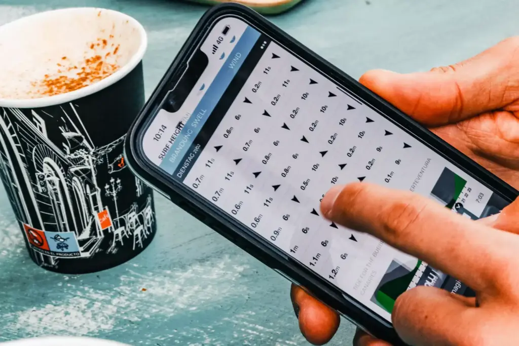 Die besten Surf-Apps und Websites für Surfvorhersagen