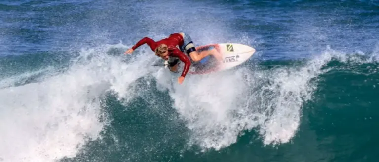 Jonas-Bachan_Floater