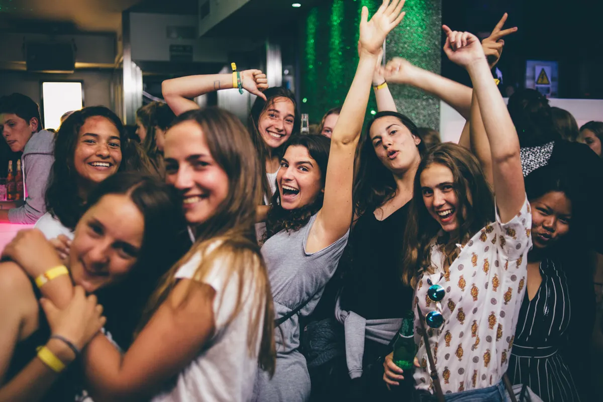 Surfhostel Lissabon Party