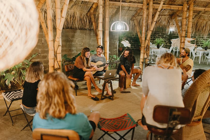 Surf-Orte, Sonnenuntergänge & Lateinamerika-Feeling