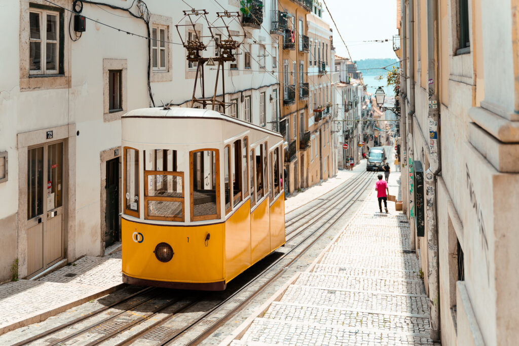 beachfront-surfcamp-caparica-lissabon-4