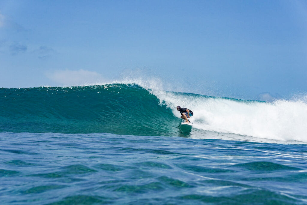 pure-surf-camps-malediven-maledives-boat-trip-surfcamp-lifestyle-surf-31