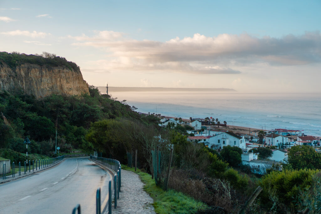 puresurfcamps-portugal-beachfront-surfcamp-caparica-pure-