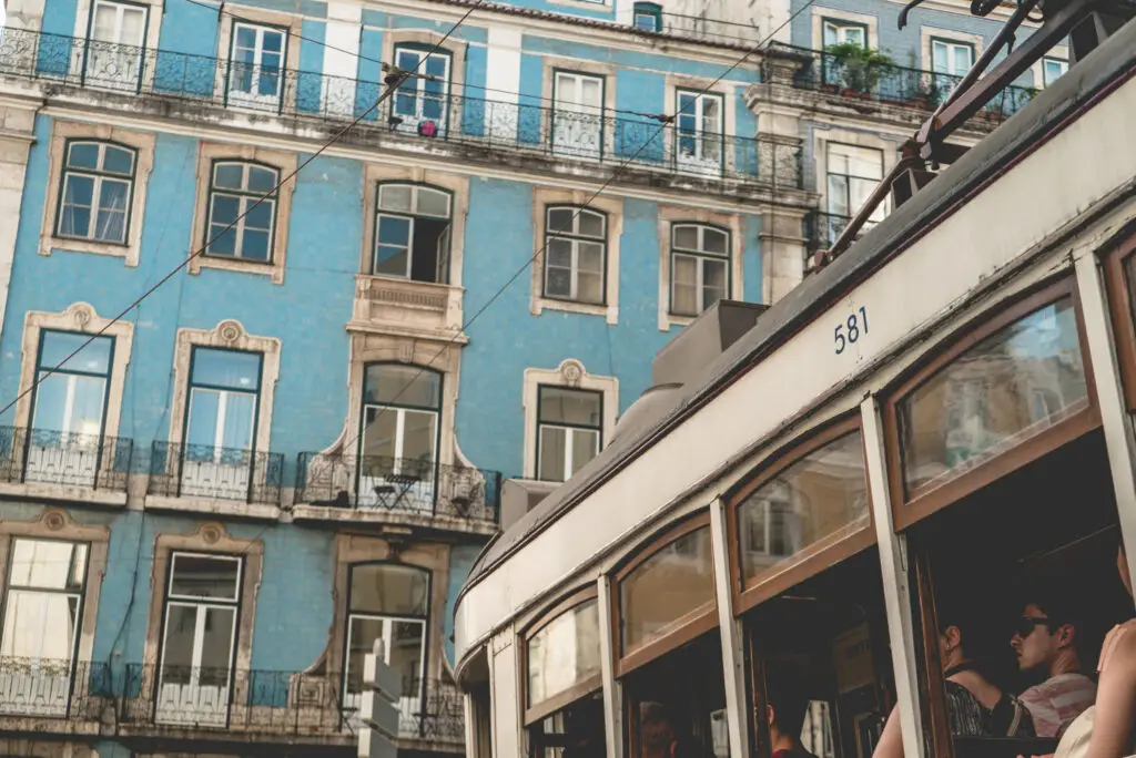 puresurfcamps-portugal-surfcamp-pure-lifestyle-city-life-vibes-lissabon-3