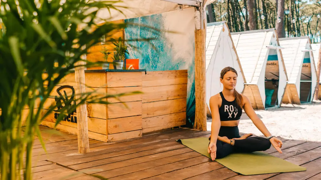puresurfcamps-st-girons-jugendreise-frankreich-yoga-programm