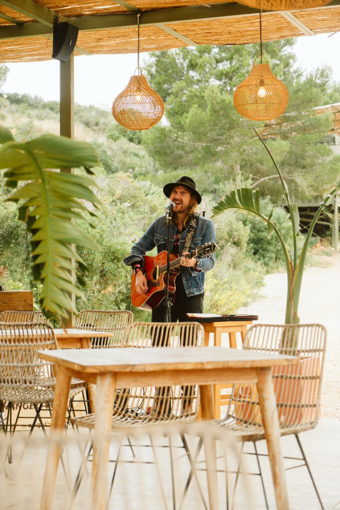 surfcamp-alicante-music