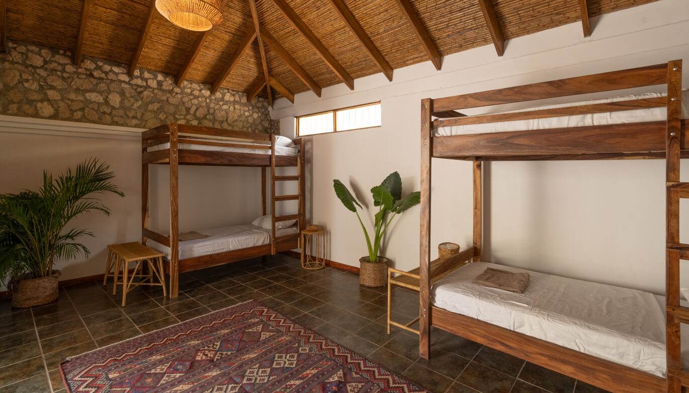 surfcamp-costarica-avellana-rooms-2-shared-rooms-min