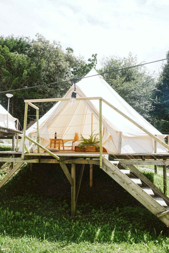 surfcamp-spain-cantabria-outside-glamping