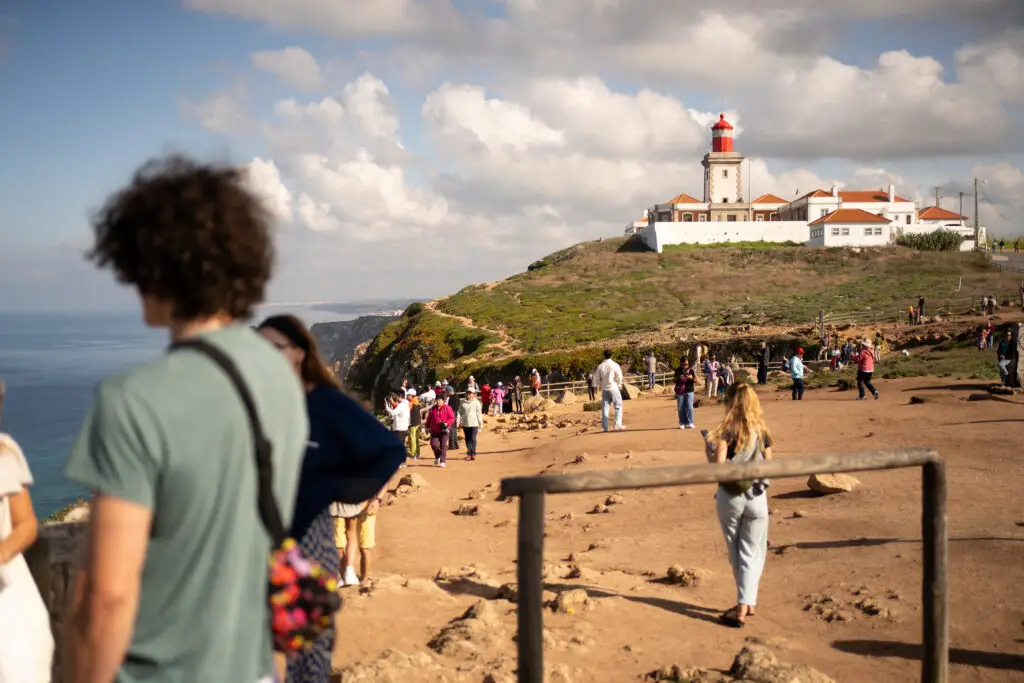 surfhouse-port-sintra-beach