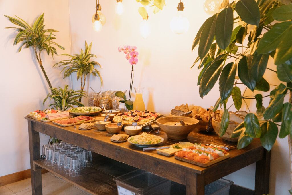 surfhouse-port-sintra-buffet