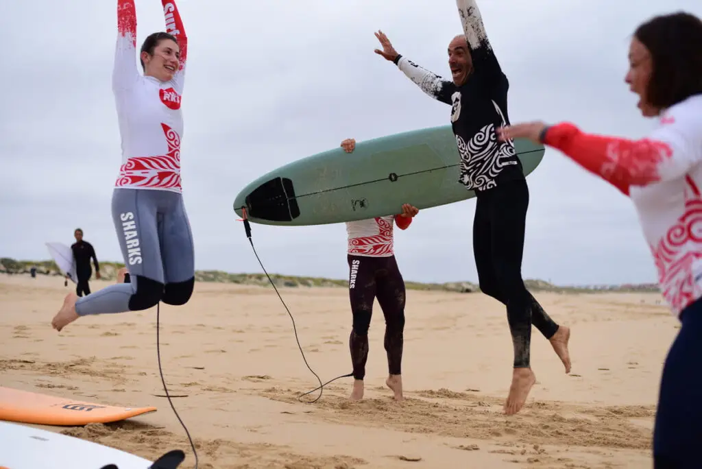 Shark's Lodge Ferrel Portugal_Surfkurs