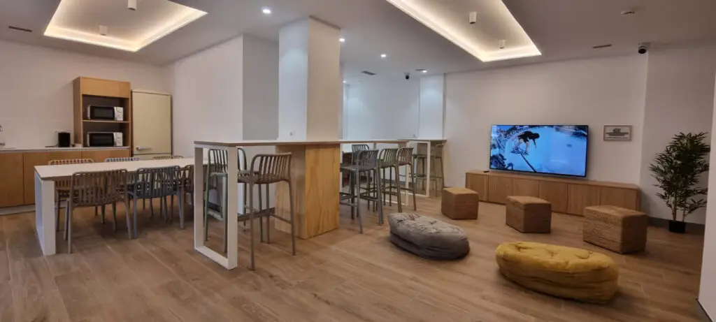 Surfhostel Lounge