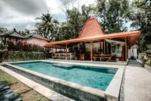 Surfcamp Badung