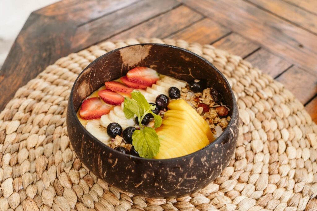 surfcamp-lombok-healthy-bowl