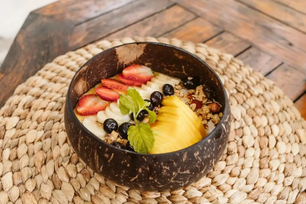 surfcamp-lombok-healthy-bowl