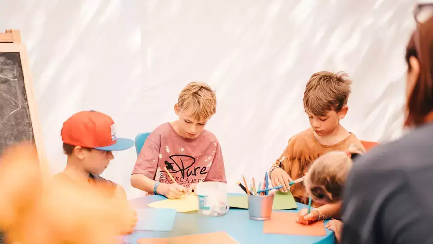Kinderanimation im Surfcamp Biscarrosse
