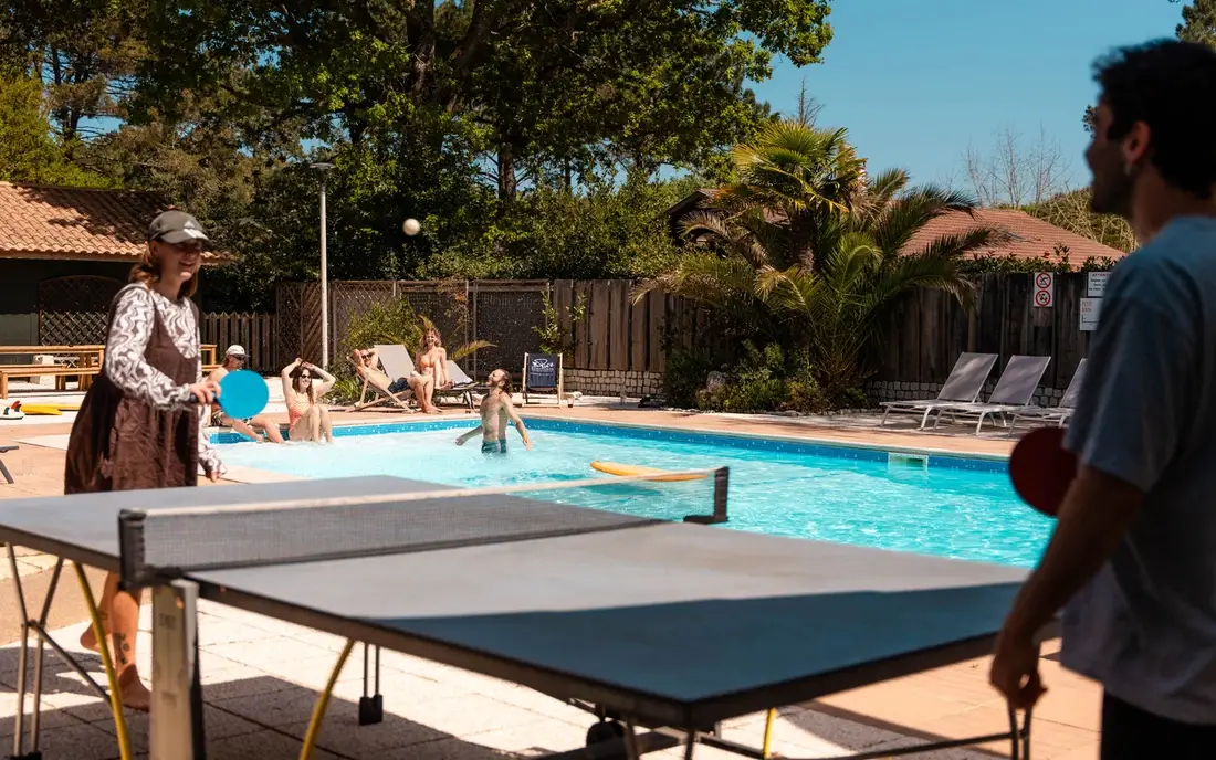 Tischtennis im Surfcamp