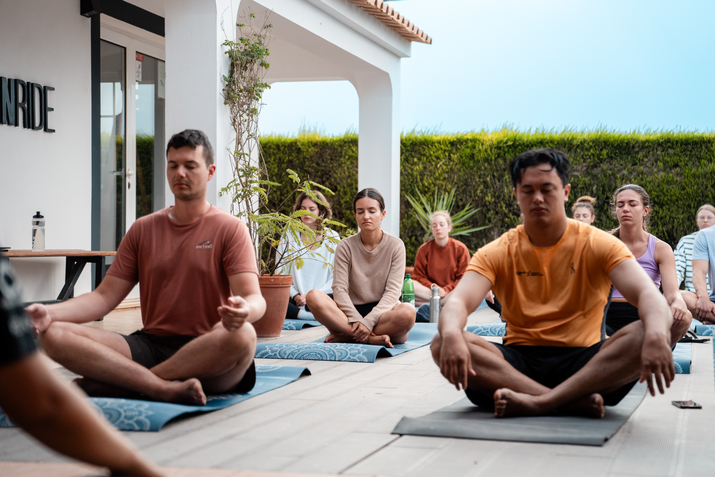 Yoga im Surfcamp