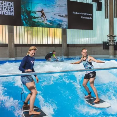 wellenreiten-jochen-schweizer-arena-indoor-surfen-beginner-slot wellenreiten-jochen-schweizer-arena-indoor-surfen-beginner-slot